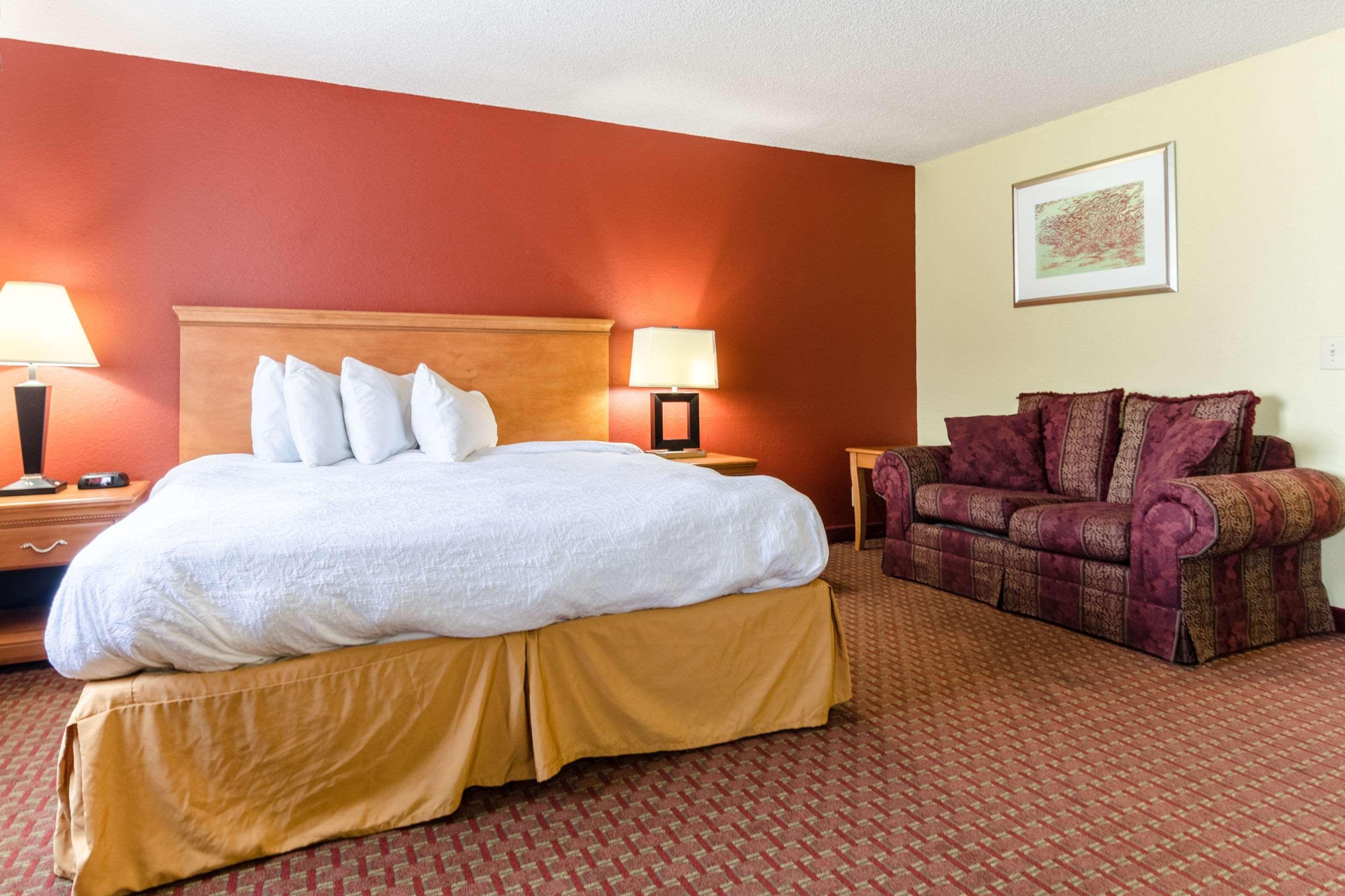 Rodeway Inn & Suites Jacksonville Near Camp Lejeune Εξωτερικό φωτογραφία