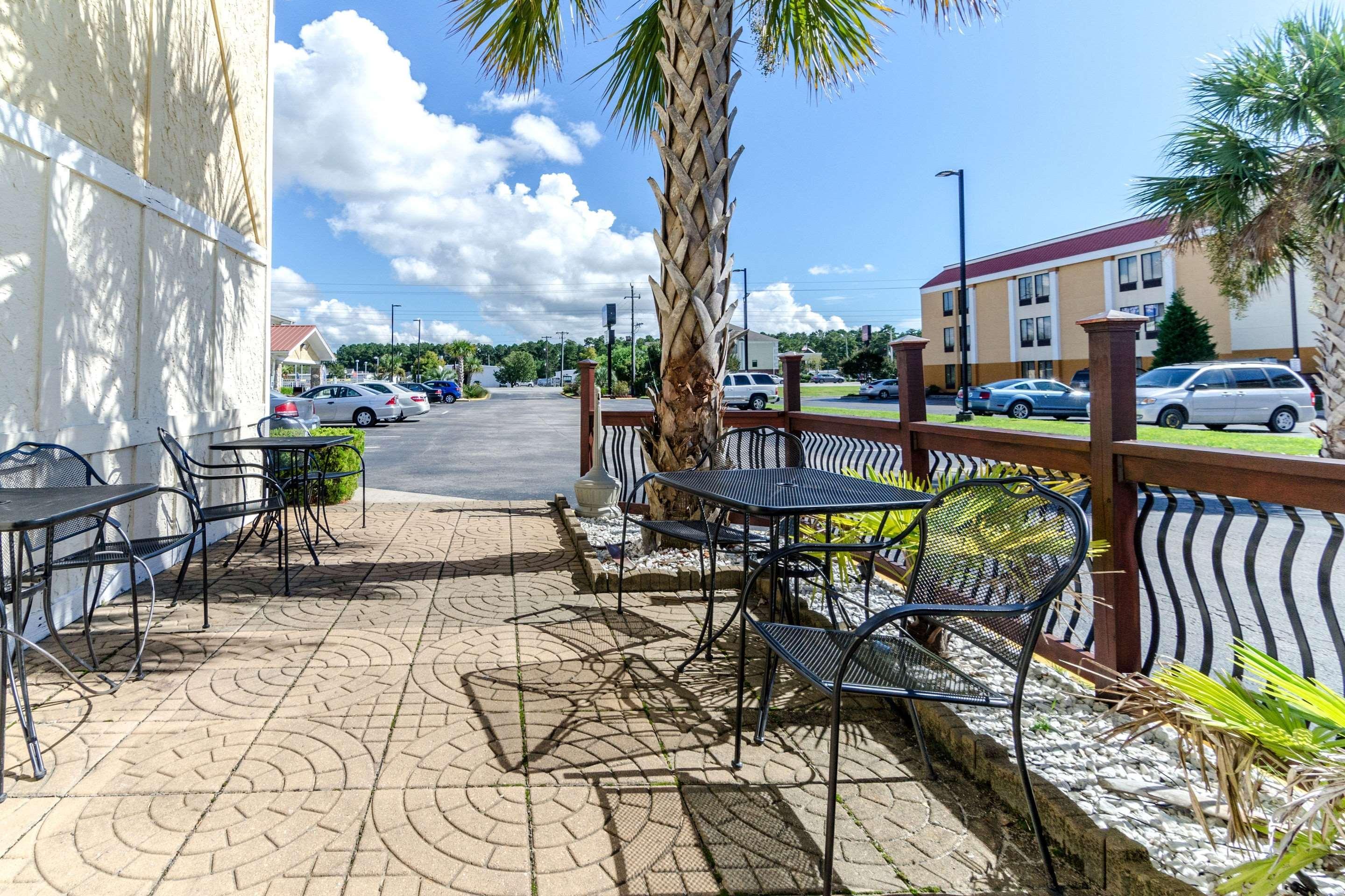 Rodeway Inn & Suites Jacksonville Near Camp Lejeune Εξωτερικό φωτογραφία