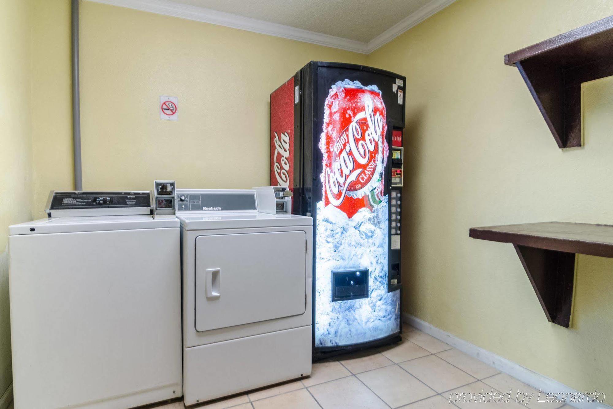 Rodeway Inn & Suites Jacksonville Near Camp Lejeune Εξωτερικό φωτογραφία